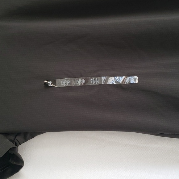 ☀️2 for $20☀️NEW Under Armour XS Heatgear Tshirt - Picture 4 of 7